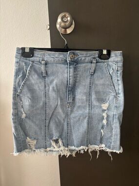 Vervet Distressed Denim Mini Skirt - Light Wash - Size Medium